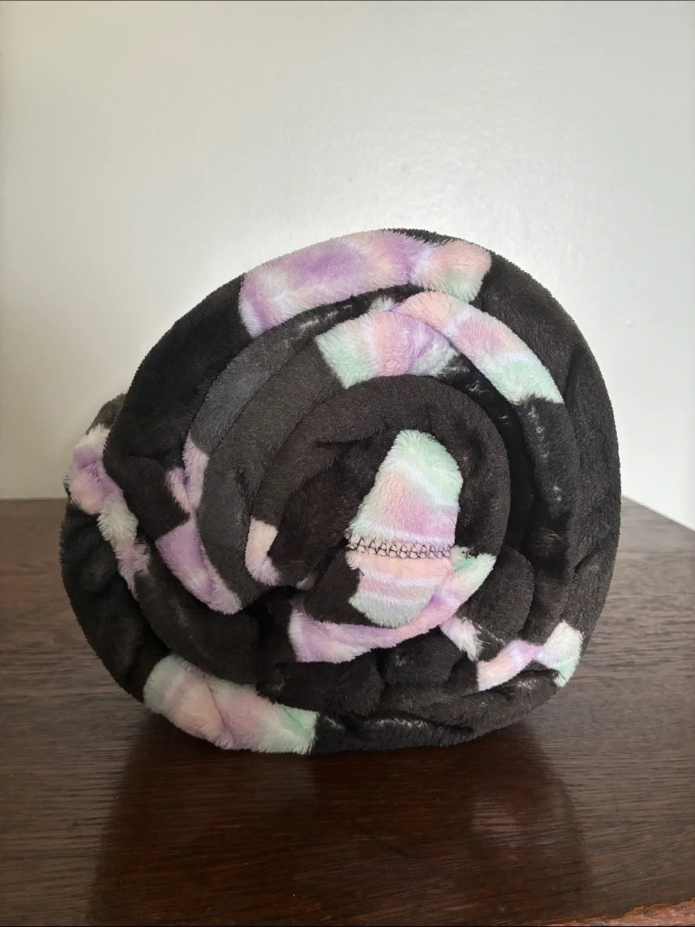 NWT-Black w/ Iridescent Ghosts, Bats, Cats & Dogs- Oversized Throw Blanket 60x72